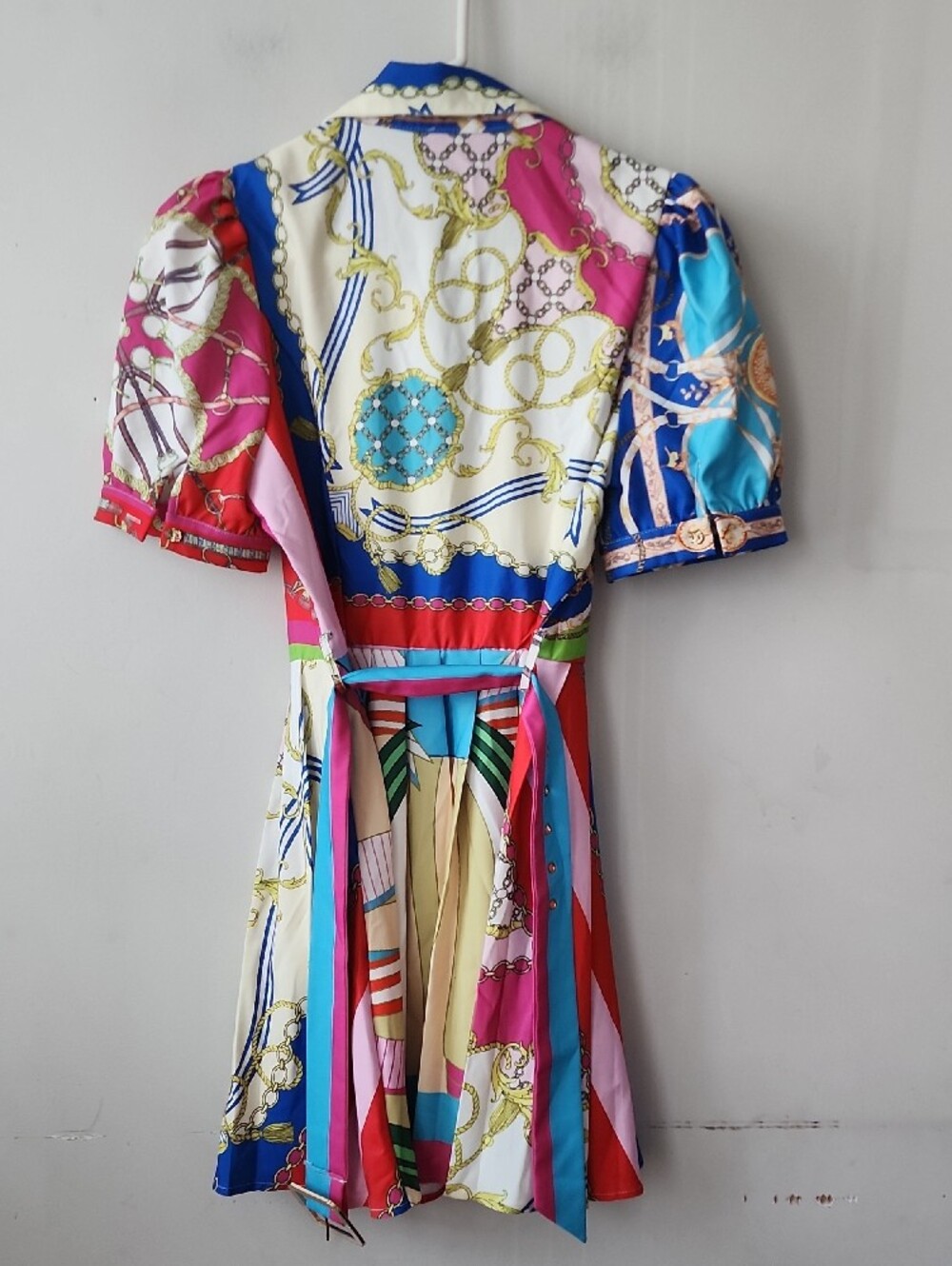 Colorblock Chain-Print Midi Dress with Belt. New Without Tag - Picture 10 of 12